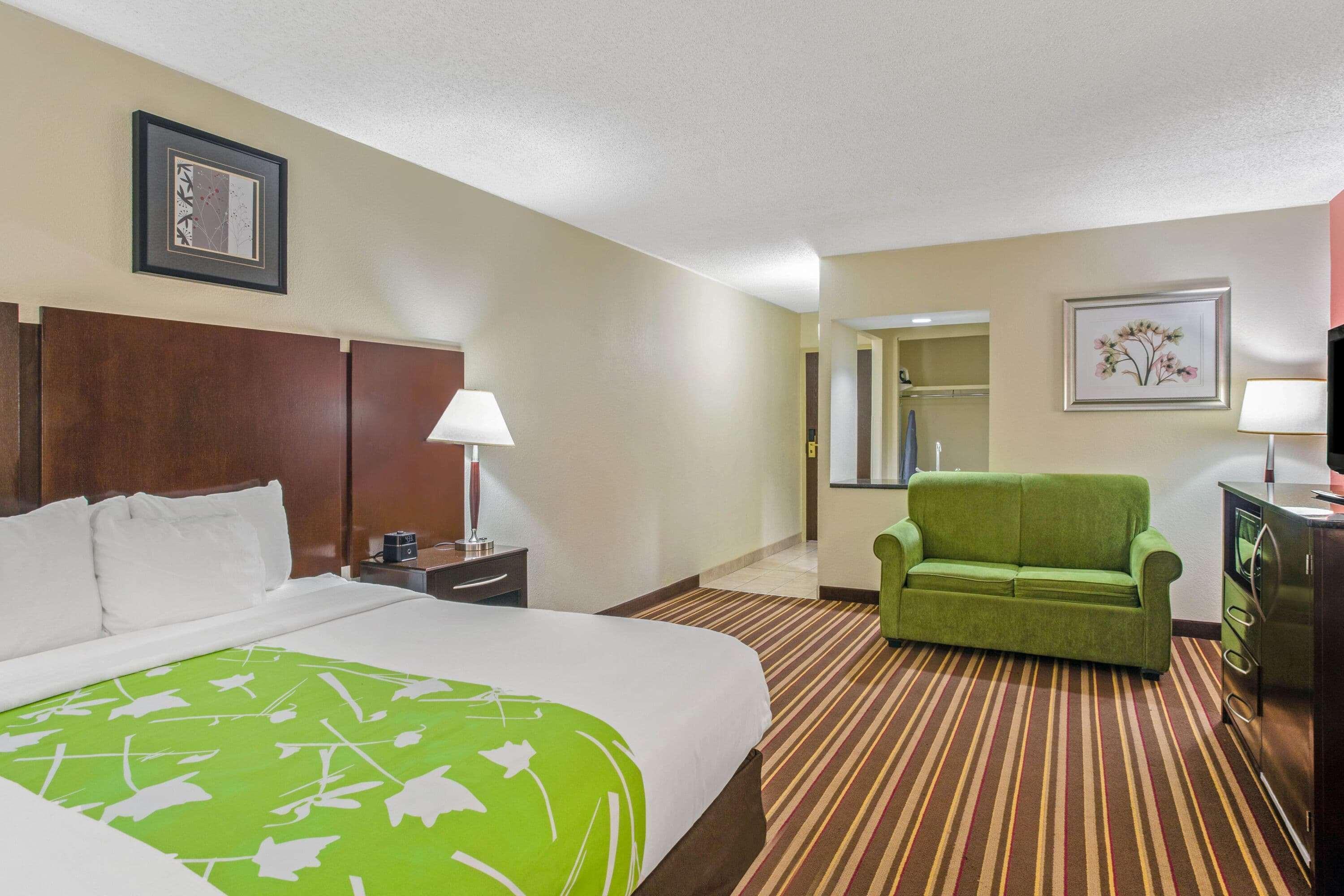La Quinta By Wyndham Salisbury Hotel Eksteriør billede