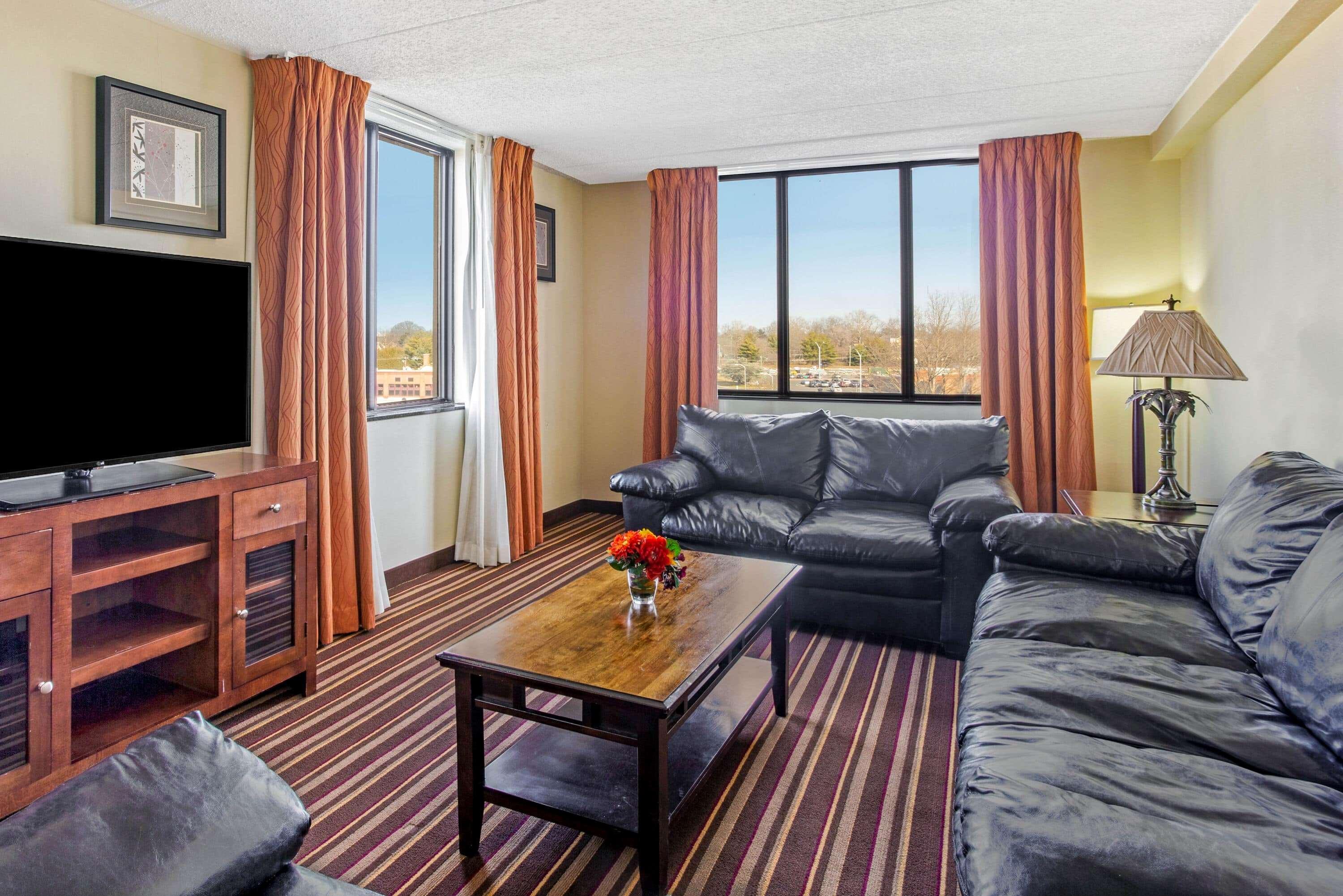 La Quinta By Wyndham Salisbury Hotel Eksteriør billede